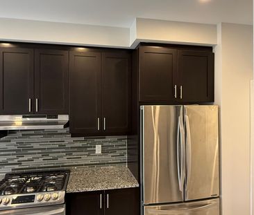 For Lease - 42 Faust Ridge, Vaughan, Ontario - Photo 6