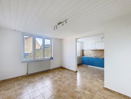Duplex met 3 kamers, groot terras en garage - Photo 4