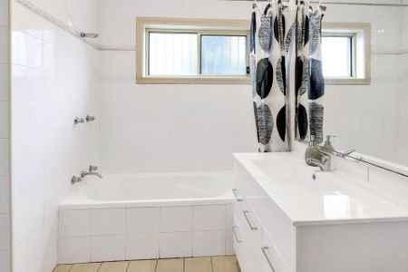 Apply Now - Century 21 | the Paramount Group - Photo 4