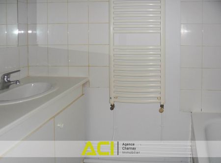 Location Appartement 3 pièces 54m² MACON 71000 - Photo 4