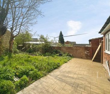1 bedroom in a house share to rent - Photo 5