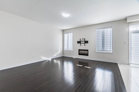 For Lease - 11 SPOKANNE Street, Brampton, Ontario - Photo 4