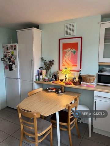 3 bedroom maisonette to rent - Photo 5