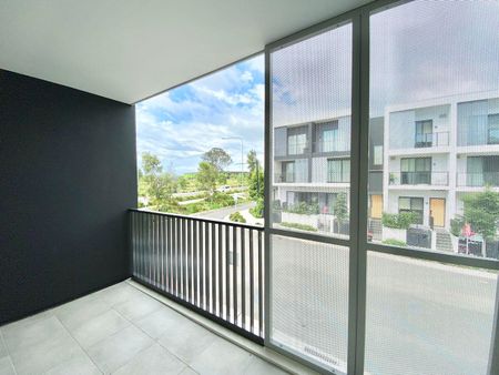 Near New Tri-Level Energy Efficient Home - Photo 2