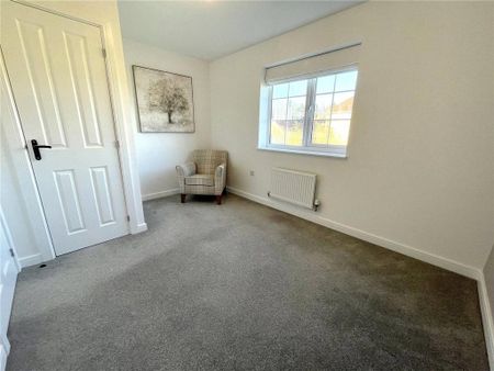 2 bedroom semi-detached house to rent - Photo 2