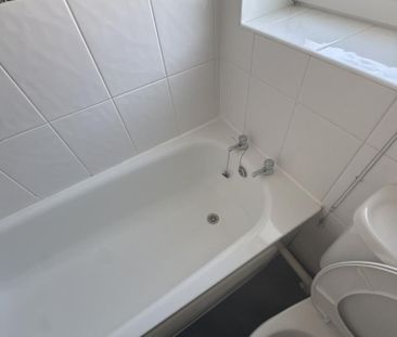 7 bedroom terraced house to rent - Photo 5