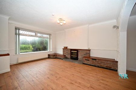 74 Downshire Road, Carrickfergus, BT38 7LD - Photo 2