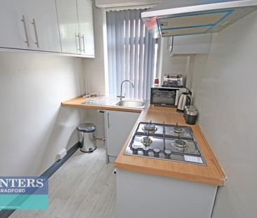 8, Bellshaw Street Bradford, West Yorkshire, BD8 0JL - Photo 1