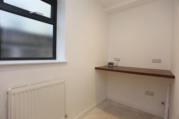 5 bedroom maisonette to rent - Photo 1