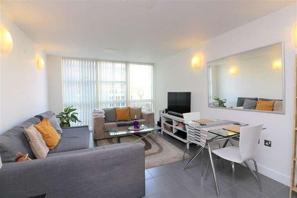 Sanctuary Street, London, SE1 - Photo 1