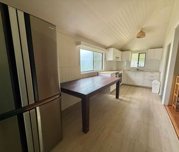 Newly Renovated Unit! - Photo 5