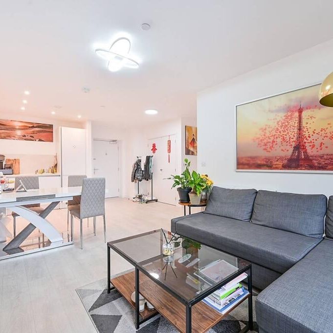 1 Bed Flat, Garraway Apartments, W3 - Photo 1