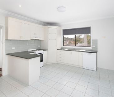 COSY 3 BEDROOM PROPERTY IN BALLARAT EAST - Photo 4