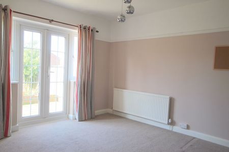 Glenfield Road, Banstead - Photo 4