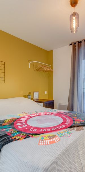 ROSES Roommate 4 Bedrooms at Lyon 8e - Photo 1