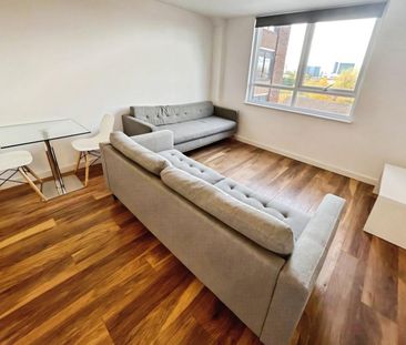 1 bedroom Flat To Let - Photo 5