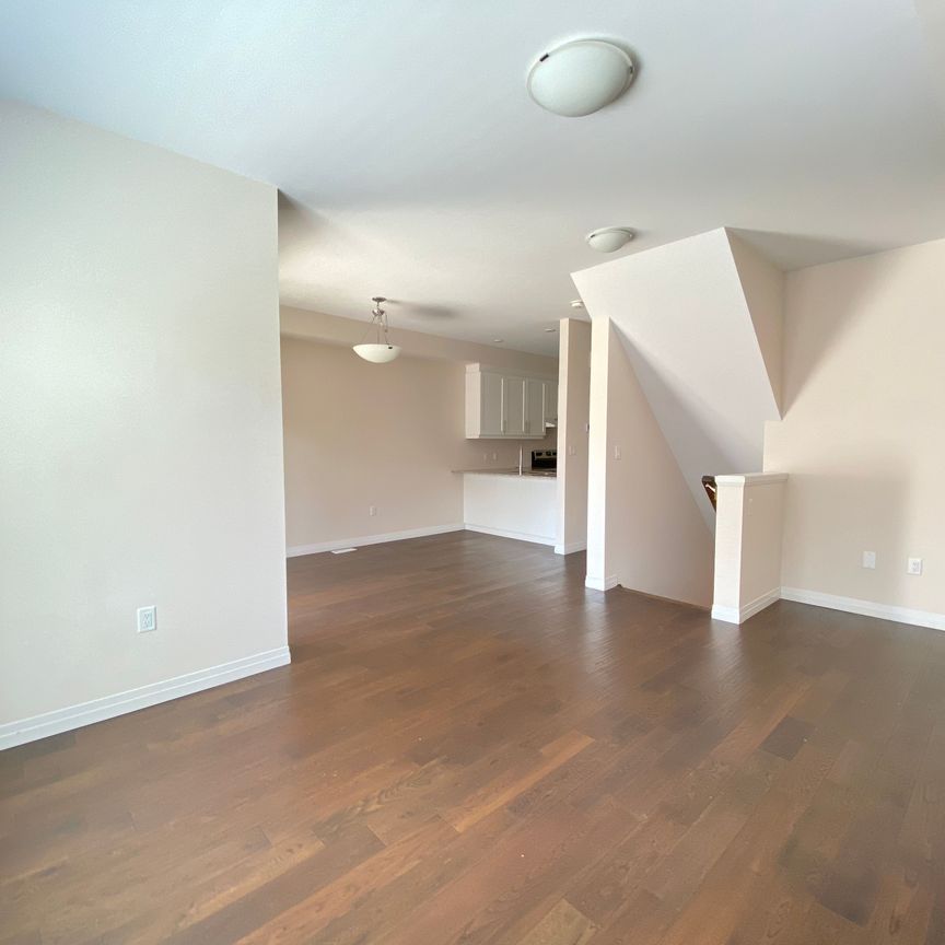 For Lease - 4 Workman Lane, Hamilton, Ontario - Photo 1