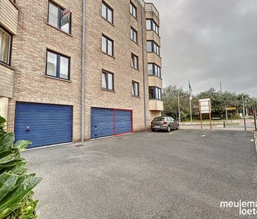 Lichtrijk appartement met twee slaapkamers - Photo 2