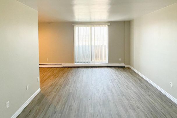 Avon Place Apartments - ALL INCLUSIVE - Photo 1
