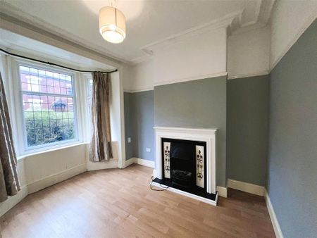 3 bedroom end of terrace house to rent - Photo 3