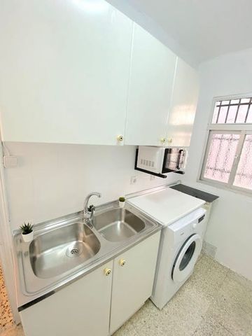 Avenida de Sánchez Pizjuán, Sevilla, Andalusia 41009 - Photo 3