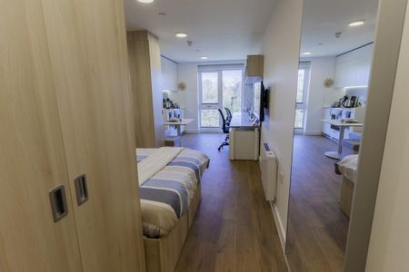 1 bedroom private hall to rent - Photo 2