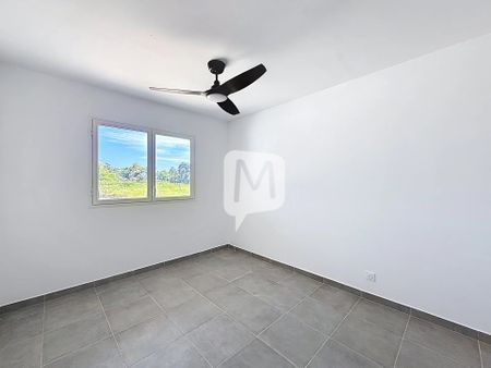 Location Appartement 3 pièces 58m² MACOURIA 97355 - Photo 3