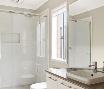 FAMILY HOME CLOSE TO SCHOOLS - Photo 6