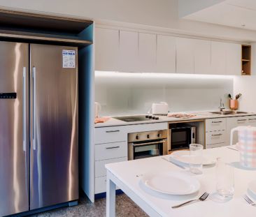 Standard Room in 5-Bed Apartment with Courtyard - Photo 1