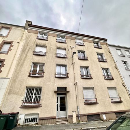 Location Appartement 1 pièce 35m² - Photo 4
