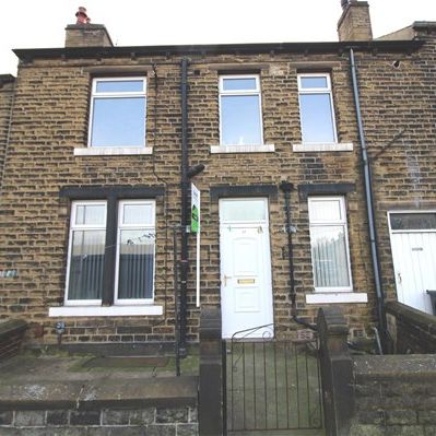 Blackmoorfoot Road, Crosland Moor - Photo 1