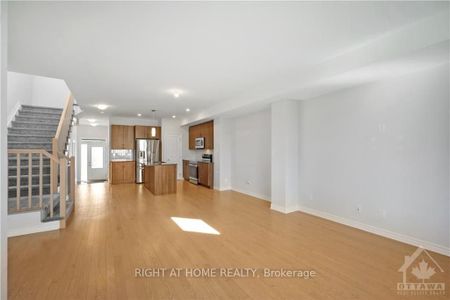 For Lease - 1010 KIJIK Crescent, Blossom Park - Airport and Area, Ontario - Photo 3