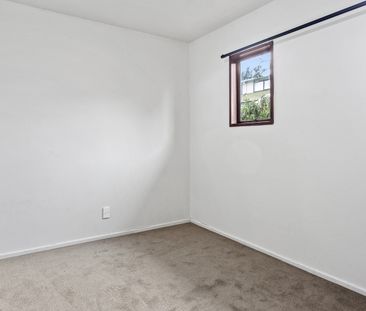 Five Bedroom Family Home - Photo 5