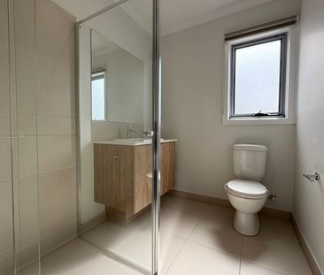 61 Bless Drive, Tarneit, Vic 3029 - Photo 3