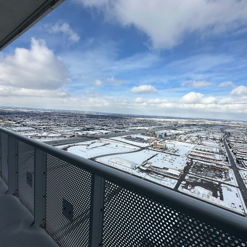 For Lease - 8 Interchange Way Unit# 5703, Vaughan, Ontario - Photo 1