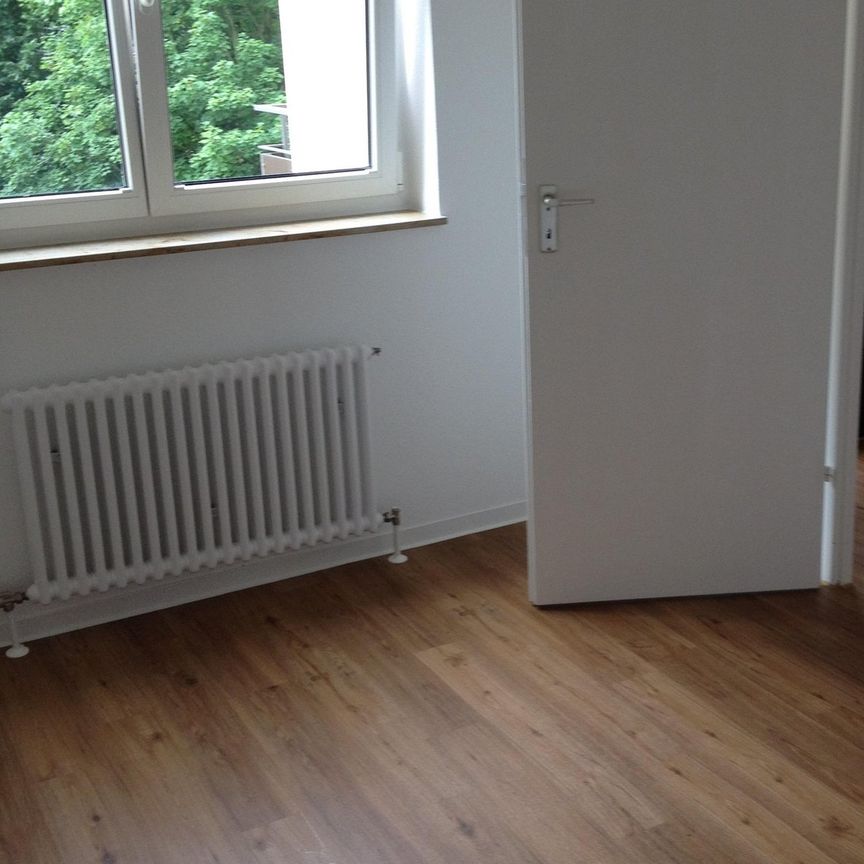 4-Zimmer Wohnung mit Balkon am Zollberg. Ideal für Familien! - Foto 1