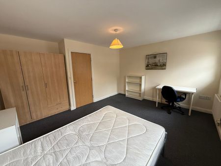 Hornby Court, Heworth - P2250 - Photo 2