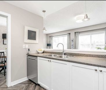 For Lease - 430 Mapleview Drive Unit# 10, Barrie, Ontario - Photo 6