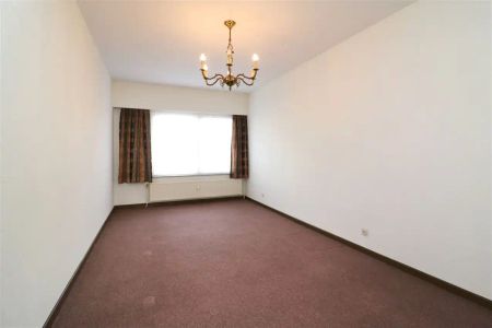 Centraal gelegen app met 2 slpk.en garagebox - Photo 4