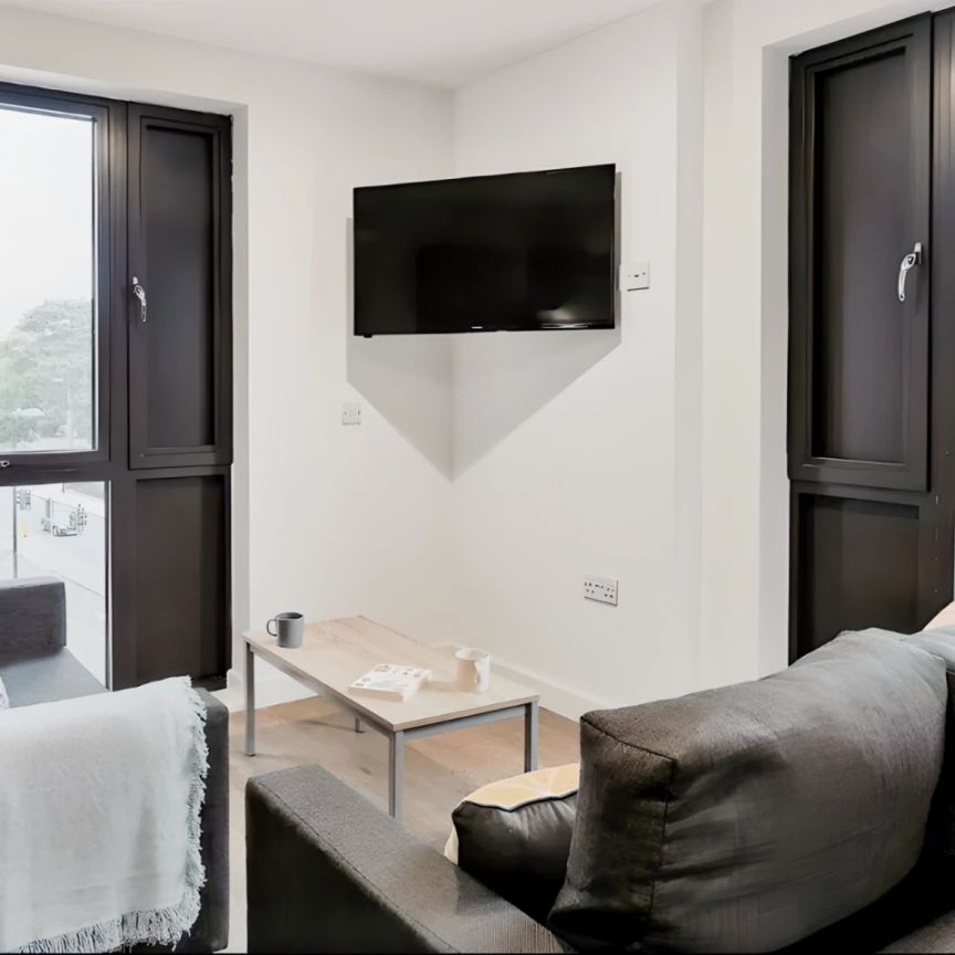 Deluxe Ensuite - Photo 1