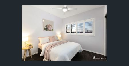 Sophisticated Living in Coorparoo’s Prestigious Enclave - Photo 4