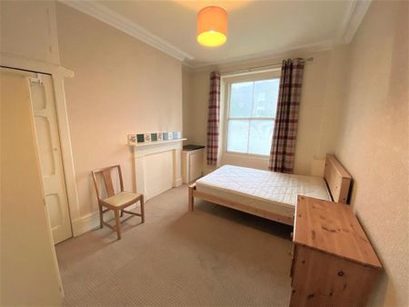 6 bedroom house to rent - Photo 4