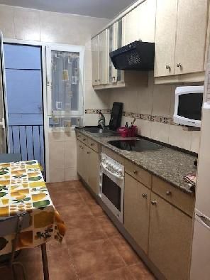 Piso en alquiler en Conde Sepulveda - Photo 2