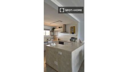 2 bedroom luxury Flat for rent in Calvià, Spain - Photo 2