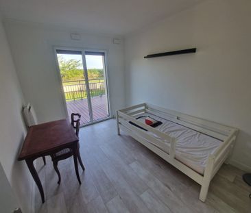Location Maison 6 pièces 159m² MAGNY LES HAMEAUX 78114 - Photo 4