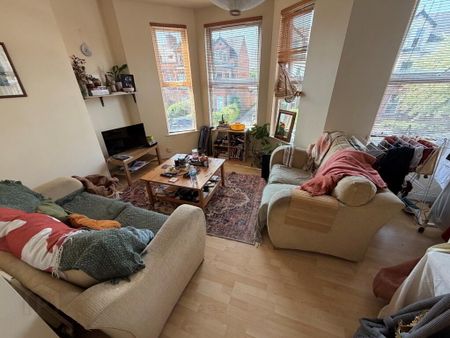 Flat 2, 63 Malone Avenue, Belfast, BT9 6EP - Photo 4