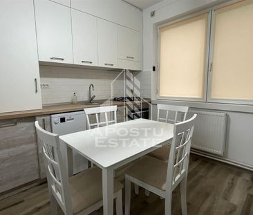 Casa insiruita petfriendly cu 3 camere in zona Lunei - Fotografie 1