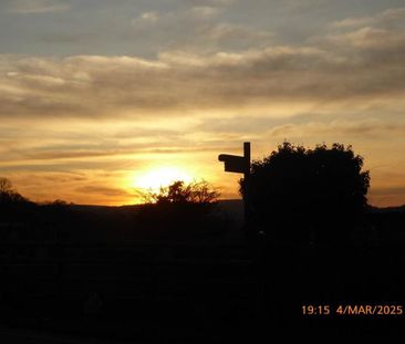 2 bedroom semi-detached bungalow to rent - Photo 6