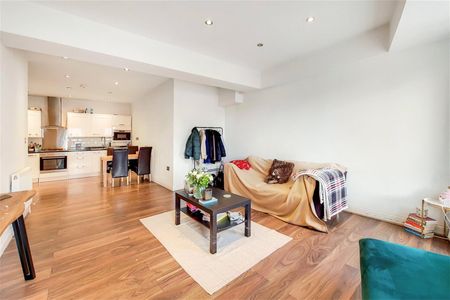 Balham High Road, Balham, SW12, London - Photo 2