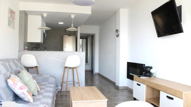 Apartamento de alquiler en Calle Profesor Rafael Casasemper, 3, Agua Amarga - Urbanova - Photo 1